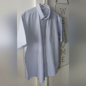 Men's LlBean Wrinkle resistant Blue and White stripe Size 18 Reg 100 💯 percent